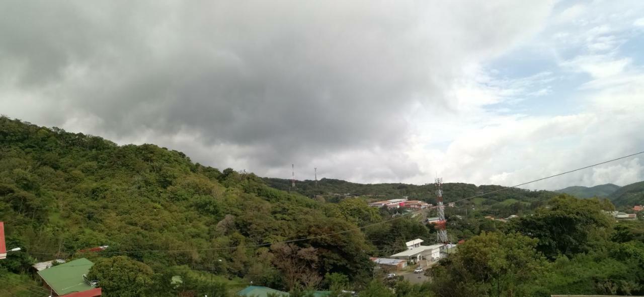 Monte Los Lirios Lodge Monteverde Εξωτερικό φωτογραφία